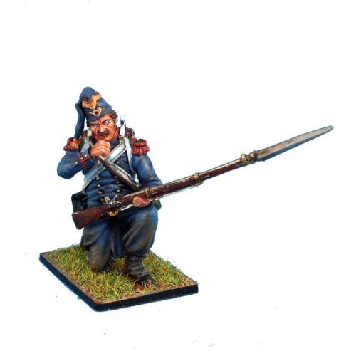 French Old Guard Chasseur Kneeling Biting Cartridge in Forage Cap