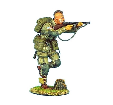 US 101st Airborne Paratrooper Running with Thompson SMG