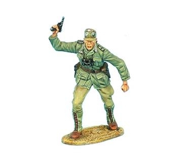 Das Deutsche Afrika Korps Oberleutnant with Pistol