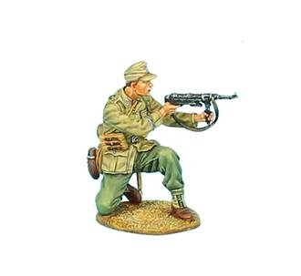 Das Deutsche Afrika Korps Feldwebel Kneeling Firing MP40