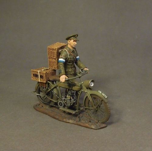 Royal Engineers Signal Service(RESS), DESPATCH RIDER ON MOTORBIKE with pigeon, (1pc)