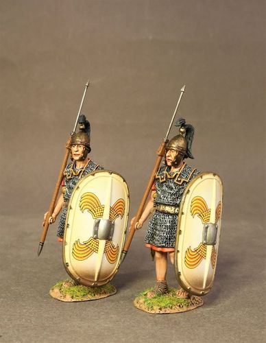 THE ROMAN ARMY OF THE LATE REPUBLIC, 2 LEGIONAIRES MARCHING (RIGHT LEG FORWARD). (2 pcs)