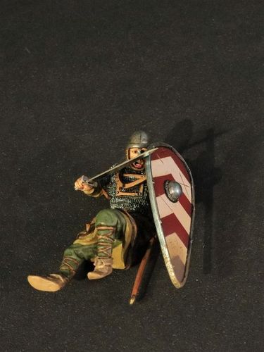 THE NORMAN ARMY, NORMAN WOUNDED SWORDSMAN. (1pc)