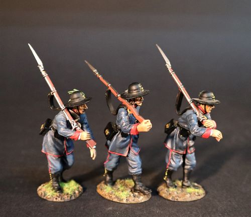 THE 39th NEW YORK VOLUNTEER INFANTRY REGIMENT INFANTRY ADVANCING. (3 pc)
