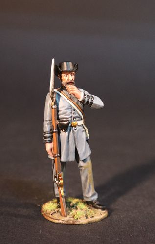 THE 5th VIRGINIA INFANTRY REGIMENT, Co.A, MARION RIFLES, WINCHESTER, INFANTRY STANDING. (1 pc)