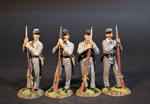THE 5th VIRGINIA INFANTRY REGIMENT, 4 INFANTRY STANDING. (4 pcs)