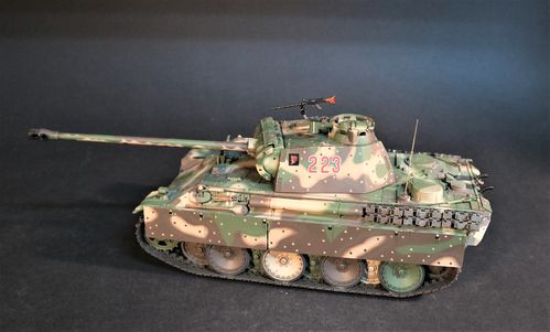 German Panzerkampfwagen "Panther" Ausf. G (Sd.Kfz.171),  Daimler Benz Factory "Ambush" Camo Panther