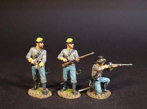THE ARMY OF NORTHERN VIRGINIA, CAVALRY DIVISION, DISMOUNTED CONFEDERATE CAVALRYMEN. (3 pcs)